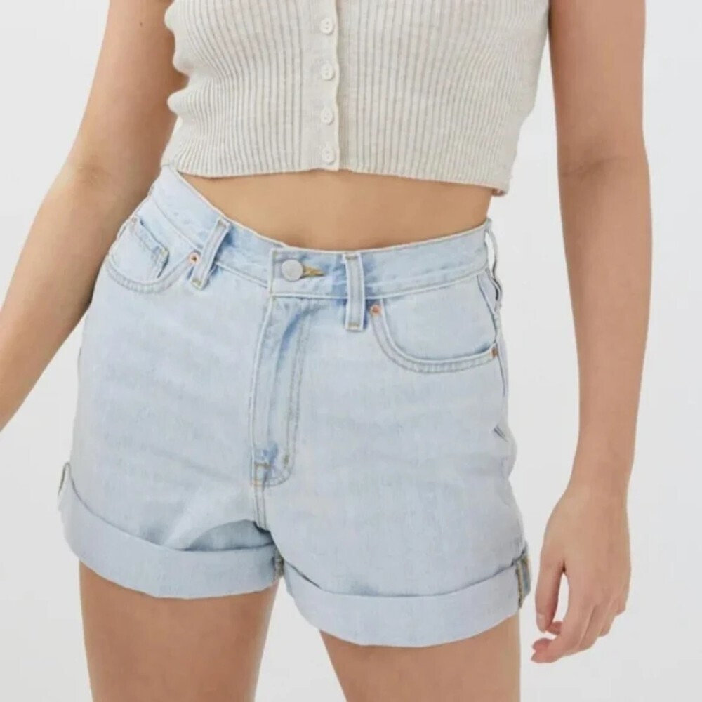 BDG High Rise Mom Jean Short Size 25